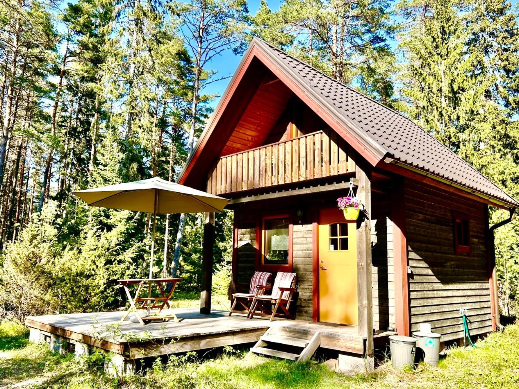 Veela Metsamaja Villa Noarootsi Exterior photo